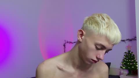 leonlure online show from 12/22/25, 05:54