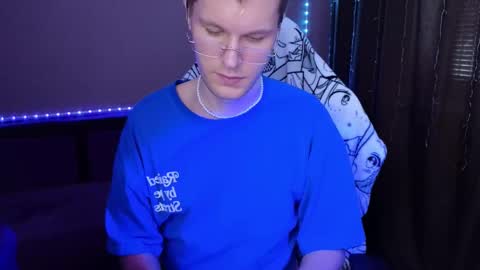 Leon online show from 01/10/25, 05:47