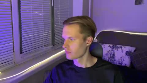 Leon online show from 01/16/26, 06:01