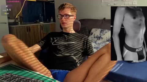 Leon online show from 02/28/26, 07:53