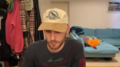 Leon online show from 02/02/26, 03:00