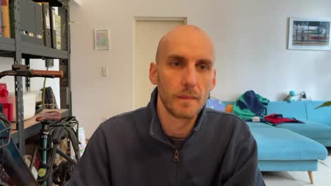 Leon online show from 03/26/26, 02:33