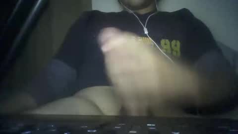 leoonel_95 online show from 11/22/25, 06:34