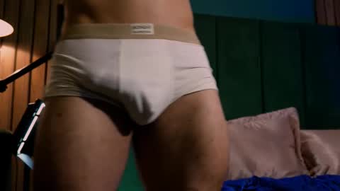 Leo Salvatore online show from 03/02/25, 01:15