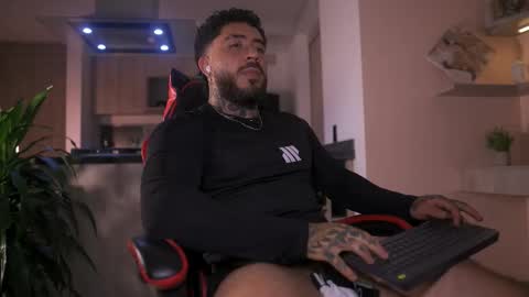 Leo Salvatore online show from 10/24/25, 11:45