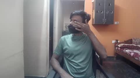 Leo online show from 12/12/24, 03:05