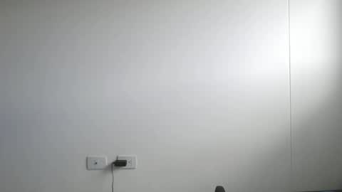 leostorm25 online show from 10/10/25, 06:29