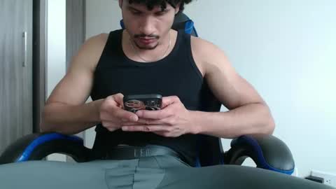 leostorm25 online show from 10/24/25, 06:59