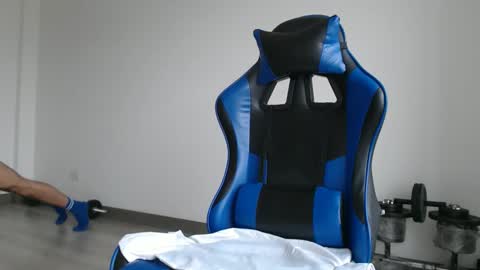 leostorm25 online show from 03/25/26, 08:26