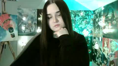 Snapshot of leraaa72 chatting on 01/14/25, 11:42 little secret online show from 01/14/25, 11:42