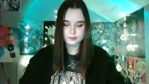 Snapshot of leraaa72 chatting on 01/31/25, 11:03 little secret online show from 01/31/25, 11:03