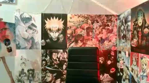 Snapshot of leraaa72 chatting on 02/12/25, 11:29 little secret online show from 02/12/25, 11:29