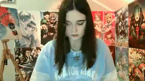 Snapshot of leraaa72 chatting on 02/17/25, 10:18 little secret online show from 02/17/25, 10:18