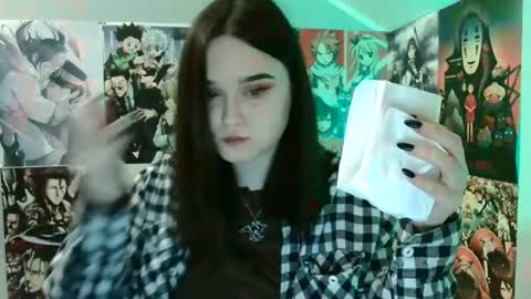 Snapshot of leraaa72 chatting on 02/24/25, 07:33 little secret online show from 02/24/25, 07:33