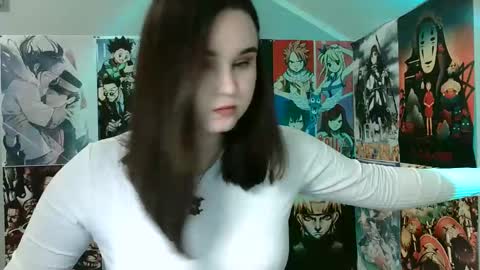 Snapshot of leraaa72 chatting on 03/03/25, 10:10 little secret online show from 03/03/25, 10:10