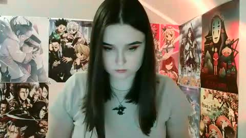 Snapshot of leraaa72 chatting on 03/07/25, 07:49 little secret online show from 03/07/25, 07:49