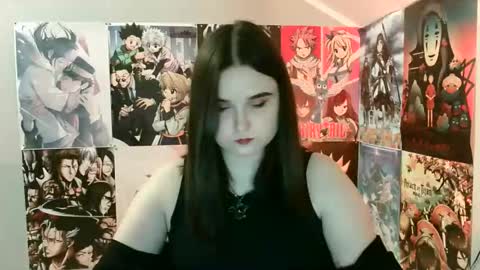 Snapshot of leraaa72 chatting on 03/12/25, 10:28 little secret online show from 03/12/25, 10:28