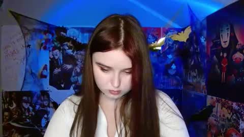 Snapshot of leraaa72 chatting on 10/10/25, 06:23 little secret online show from 10/10/25, 06:23