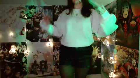 Snapshot of leraaa72 chatting on 12/01/25, 07:08 little secret online show from 12/01/25, 07:08