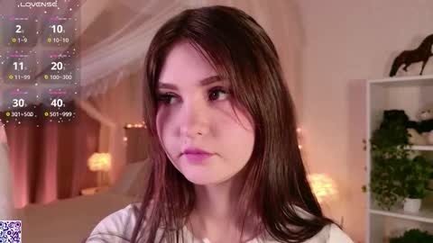 Nicole Moore online show from 11/22/25, 03:00