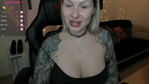 Lerika Moore online show from 02/02/25, 06:20