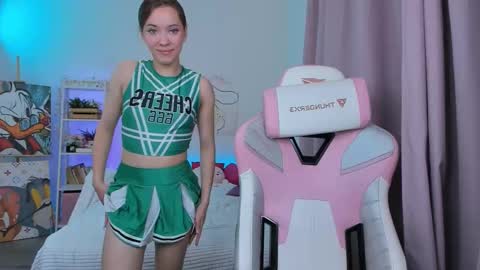 Snapshot of lery_dely chatting on 10/25/25, 03:03 Valerie online show from 10/25/25, 03:03