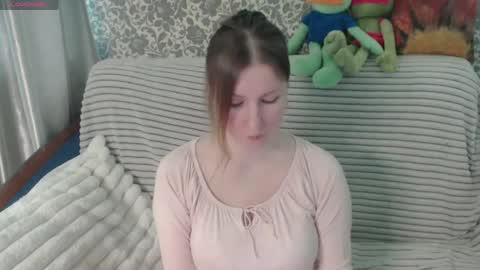 Snapshot of lesanamagic chatting on 05/21/26, 02:13 LesanaMagic online show from 05/21/26, 02:13
