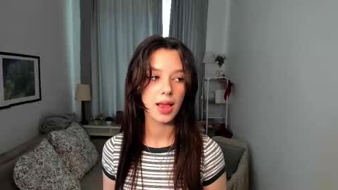 Bella online show from 10/22/25, 08:25