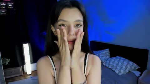 Bella online show from 11/23/25, 09:42