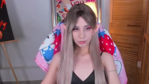 Eveline online show from 04/01/26, 01:28