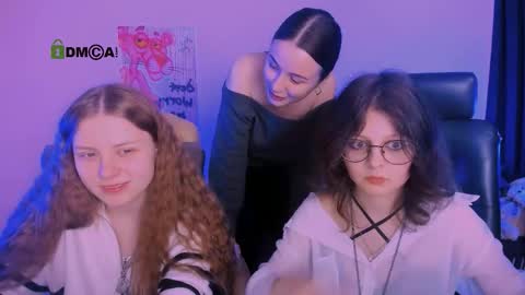 leslie_bird online show from 11/12/25, 12:16