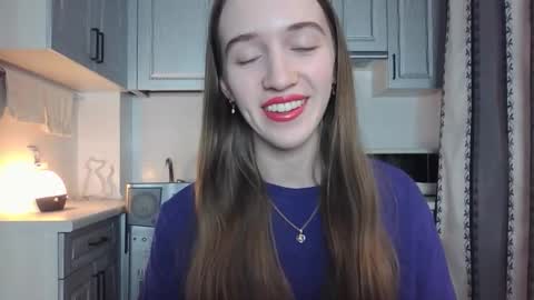 Snapshot of leslie_my_lovee chatting on 09/29/25, 07:19  LESLIE   online show from 09/29/25, 07:19