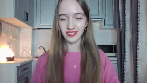 Snapshot of leslie_my_lovee chatting on 10/04/25, 08:51  LESLIE   online show from 10/04/25, 08:51