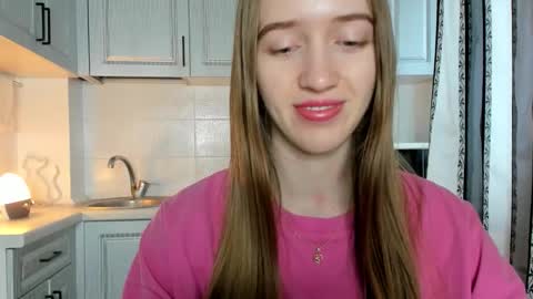  LESLIE   online show from 11/12/25, 10:04