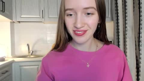  LESLIE   online show from 12/15/25, 07:29