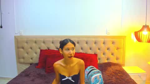 L E S L E Y  AND  D R A K O online show from 01/16/26, 10:47