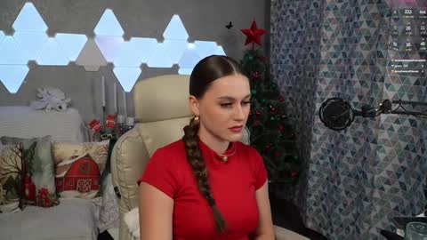 Snapshot of lesliekorfs chatting on 12/12/24, 11:03 LeslieKorfs online show from 12/12/24, 11:03