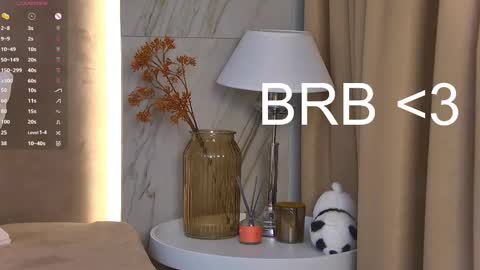 Leslie online show from 02/09/25, 08:33