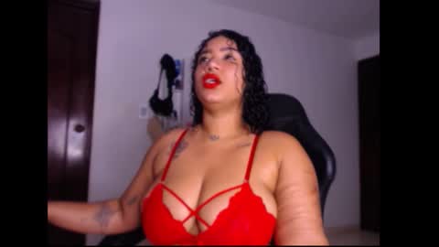 lesly online show from 12/20/25, 01:56