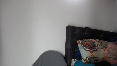 lessliee online show from 12/05/24, 02:55