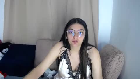 lessliee online show from 03/20/26, 04:17