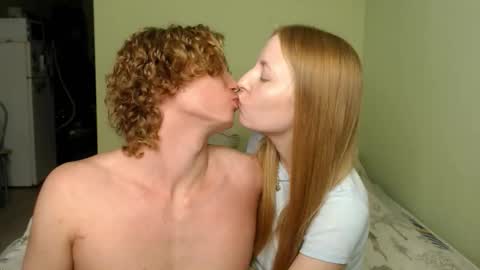 Alisa  Jhony online show from 11/16/25, 03:39