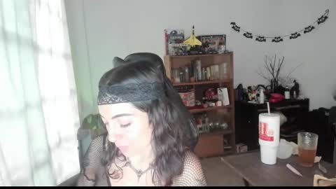 lestatdlion online show from 11/19/25, 10:48