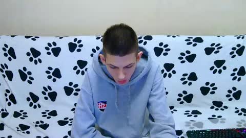 lester_broo online show from 04/20/26, 02:53