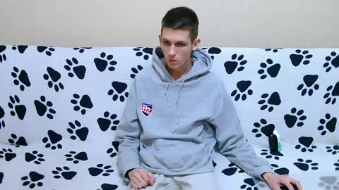 lester_broo online show from 04/29/26, 10:49