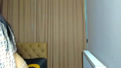 Snapshot of lesyaliss chatting on 05/16/26, 07:56 lesyaliss online show from 05/16/26, 07:56
