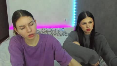 Snapshot of let_me_seee chatting on 02/02/25, 07:25 Fiona online show from 02/02/25, 07:25