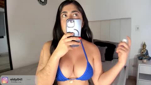 Leticia online show from 10/26/25, 12:49