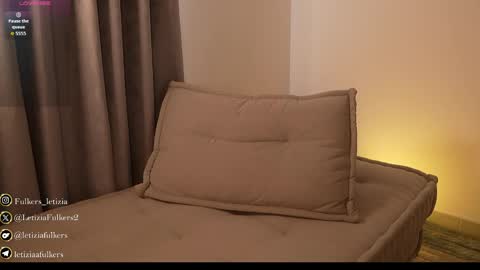 Snapshot of letiziafulkers1 chatting on 05/15/26, 02:35 Letizia Fulkers online show from 05/15/26, 02:35