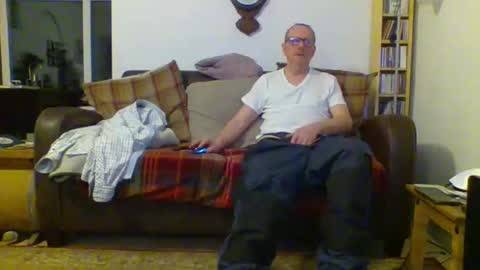 paul online show from 02/10/25, 12:19